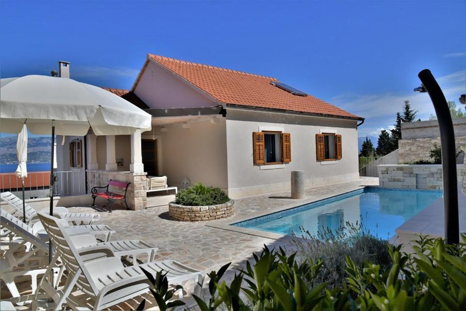 Villa Aries Supetar Exterior foto